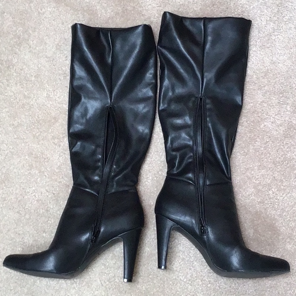 Christian Siriano Slouchy Boots